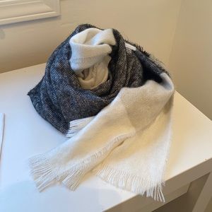Aldo Scarf